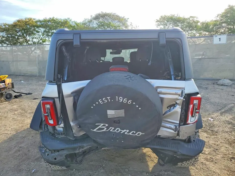 2024 FORD BRONCO BADLANDS  