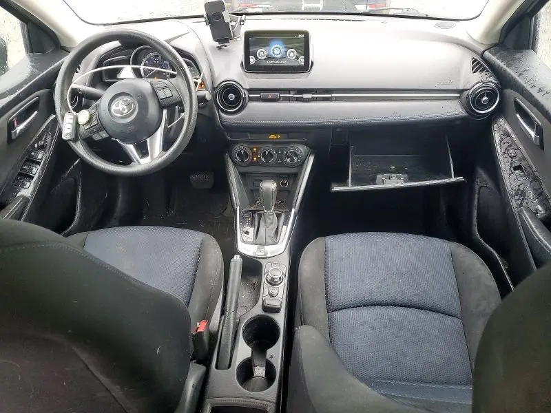 2017 TOYOTA YARIS IA BASE  