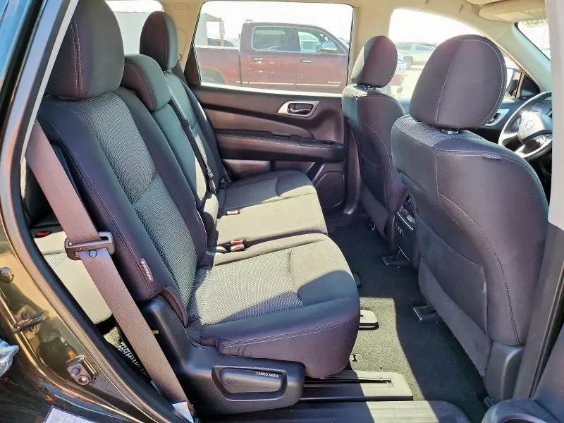 2020 NISSAN PATHFINDER SV  