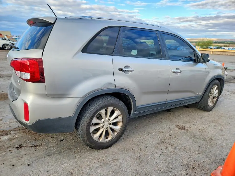 2014 KIA SORENTO EX  