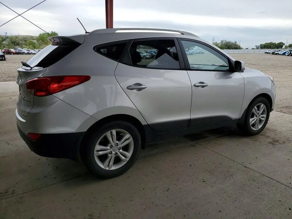 2011 HYUNDAI TUCSON GLS  
