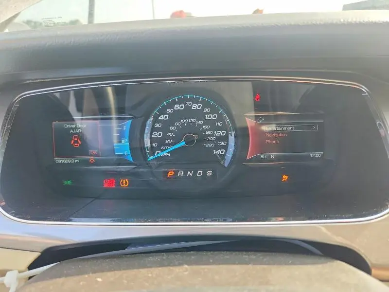 2018 FORD TAURUS SEL  