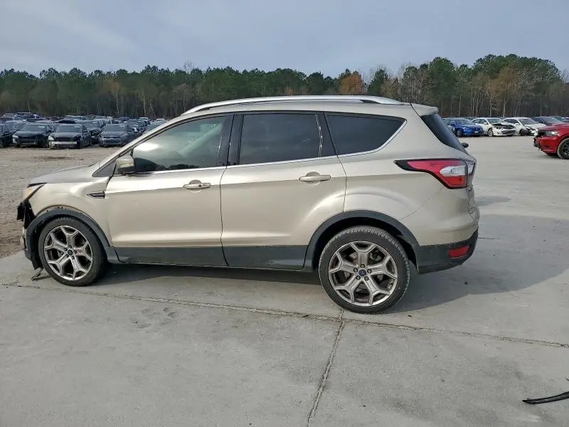 2017 FORD ESCAPE TITANIUM  