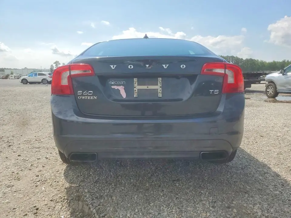 2014 VOLVO S60 T5  