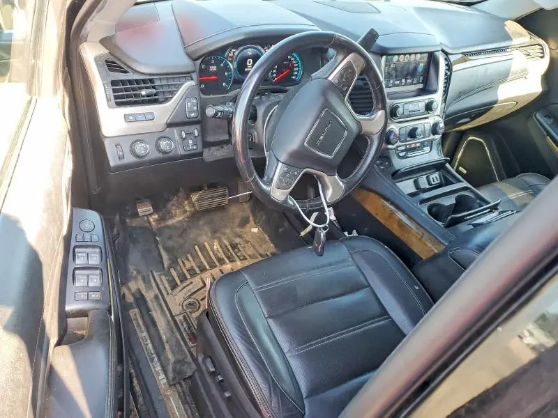 2017 GMC YUKON XL DENALI  