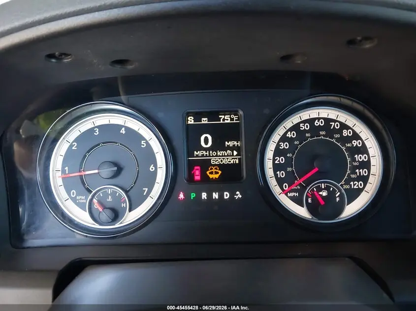 2017 RAM 1500 TRADESMAN  4X4 6'4 BOX