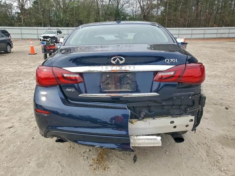 2015 INFINITI Q70L 3.7  