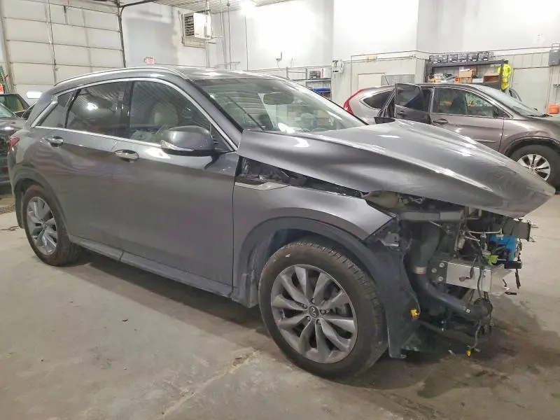 2022 INFINITI QX50 LUXE  