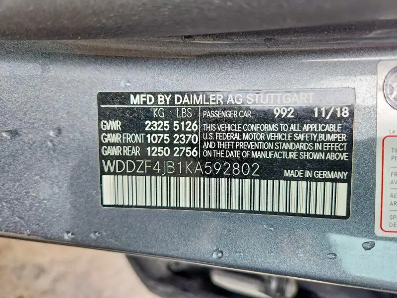 2019 MERCEDES-BENZ E 300  