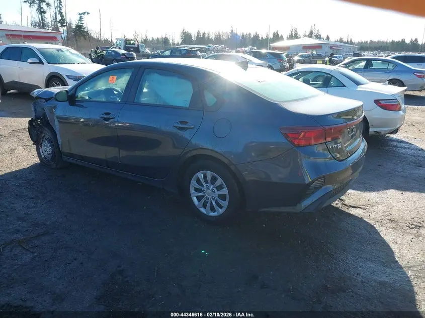 2024 KIA FORTE LX