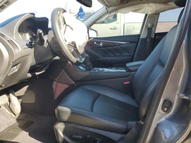 2018 INFINITI Q50 LUXE  