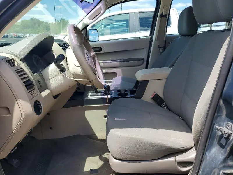 2010 FORD ESCAPE XLS  