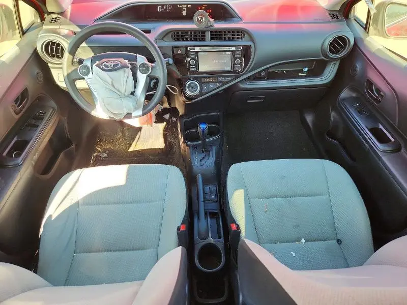 2015 TOYOTA PRIUS C ONE  