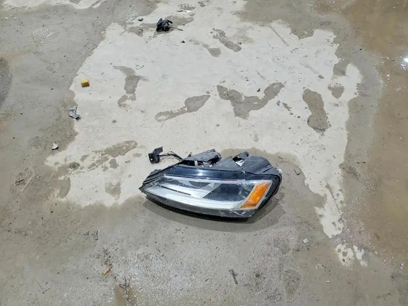 2012 VOLKSWAGEN JETTA BASE  