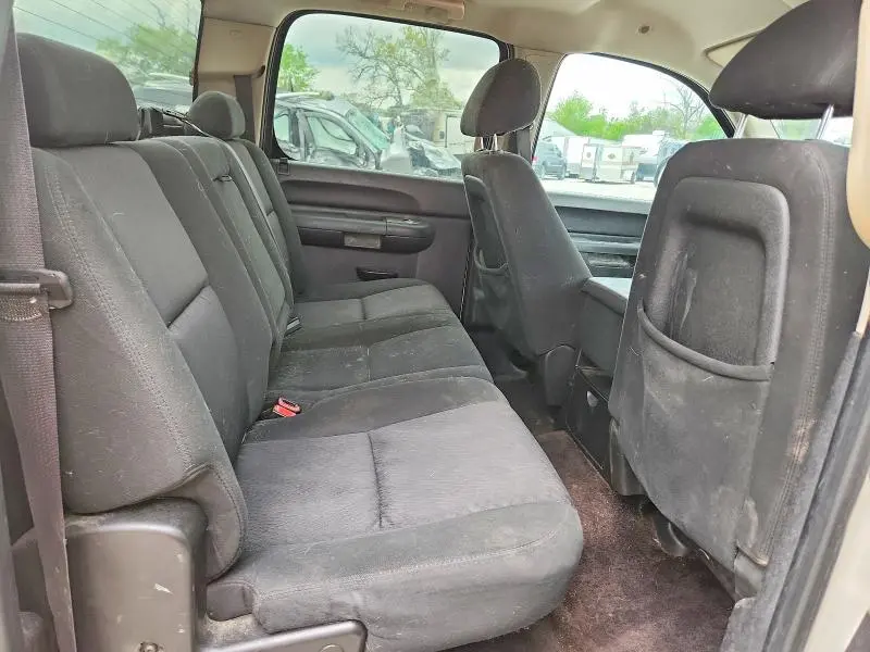 2011 CHEVROLET SILVERADO K1500 LT  