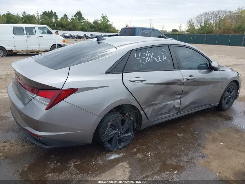 2021 HYUNDAI ELANTRA SEL