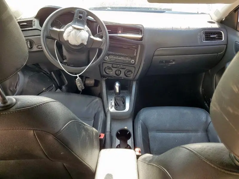 2014 VOLKSWAGEN JETTA SE  