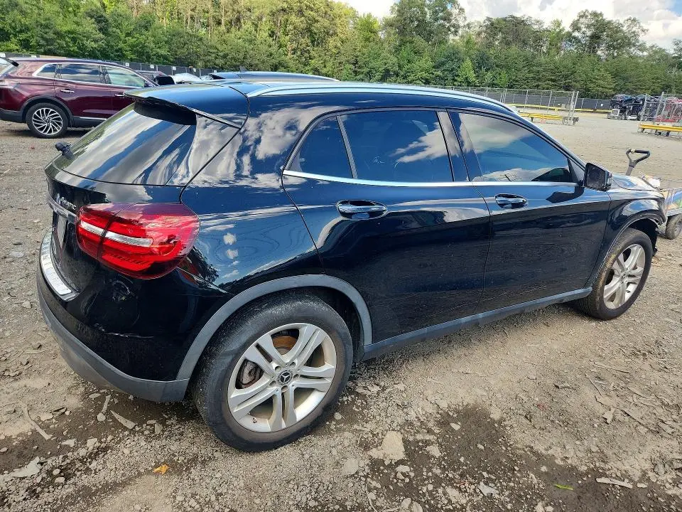 2020 MERCEDES-BENZ GLA 250 4MATIC  