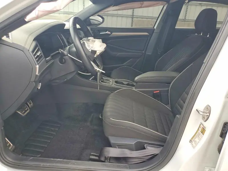 2024 VOLKSWAGEN JETTA SPORT  
