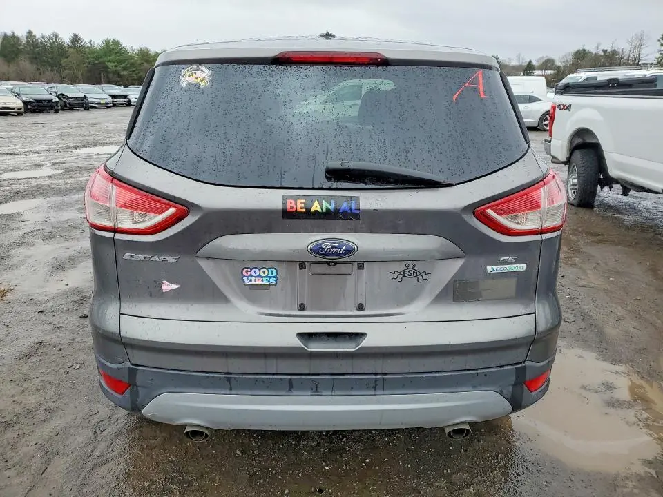 2014 FORD ESCAPE SE  