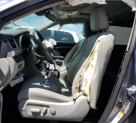 2019 TOYOTA HIGHLANDER LIMITED  