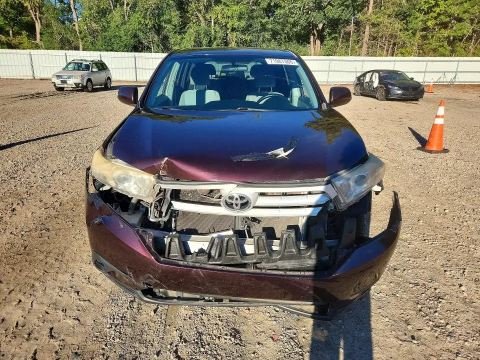 2013 TOYOTA HIGHLANDER BASE  