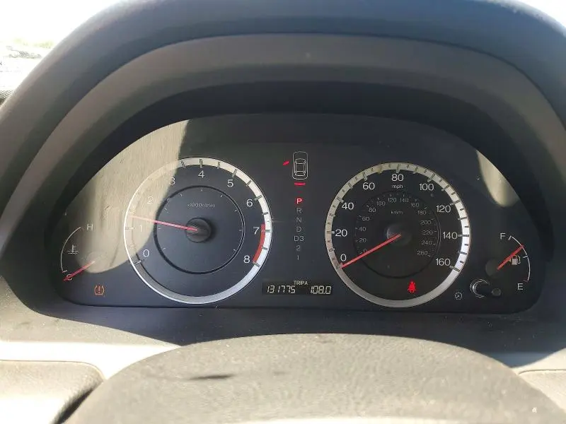 2011 HONDA ACCORD LX  