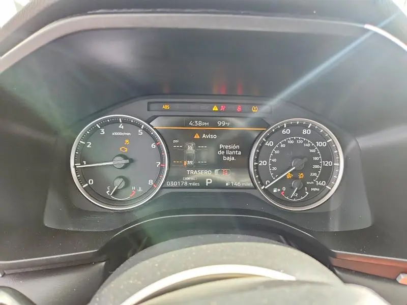 2023 MITSUBISHI OUTLANDER ES  