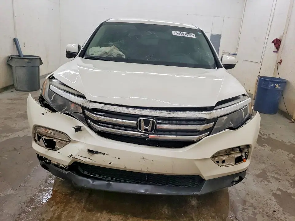 2017 HONDA PILOT EX  