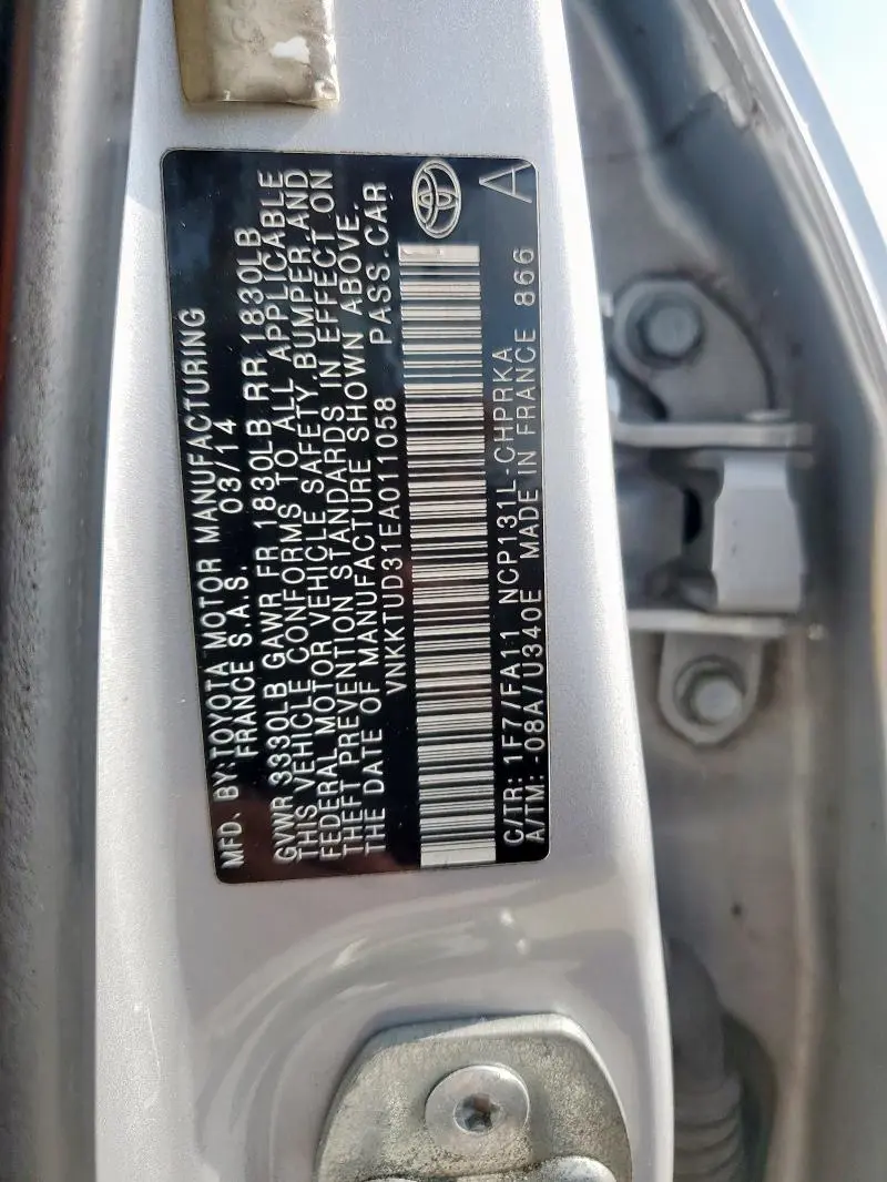 2014 TOYOTA YARIS   