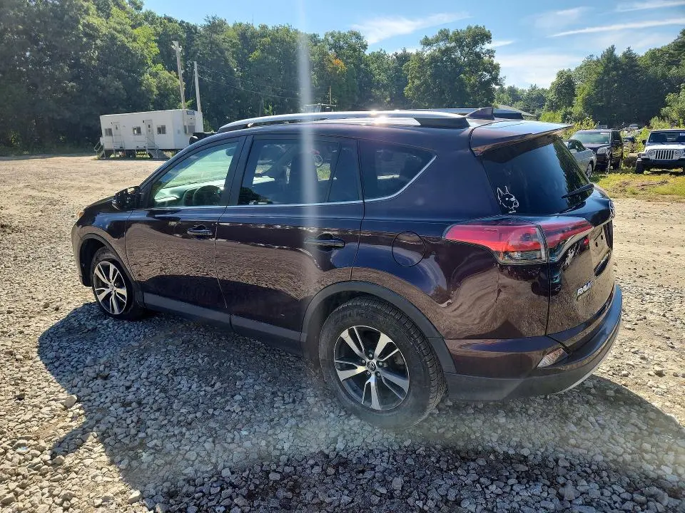 2018 TOYOTA RAV4 XLE  