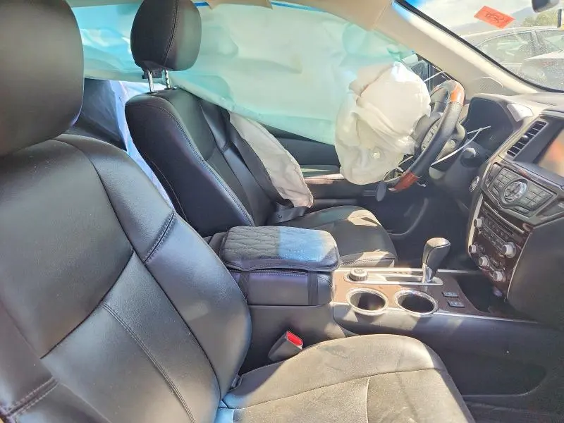 2015 NISSAN PATHFINDER SL  