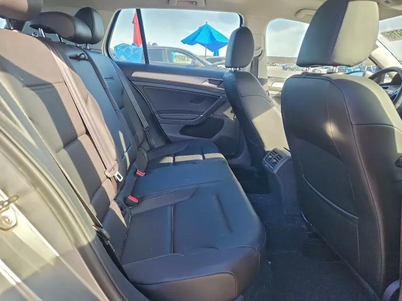 2017 VOLKSWAGEN GOLF S  