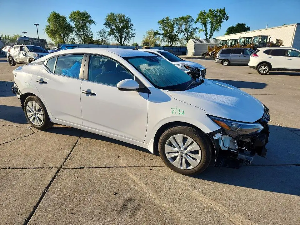 2025 NISSAN SENTRA S  