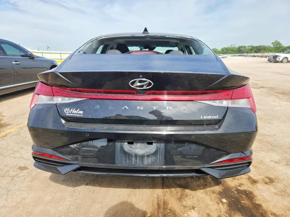 2022 HYUNDAI ELANTRA LIMITED  