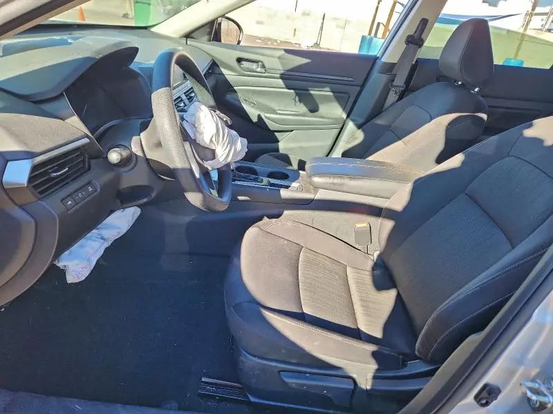 2024 NISSAN ALTIMA S  