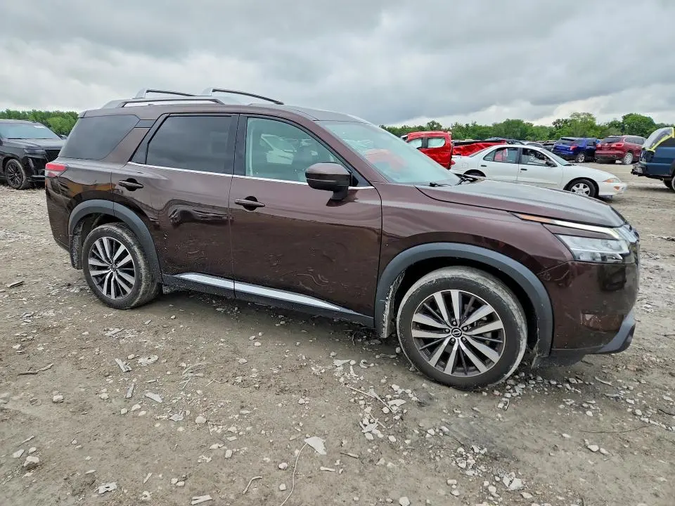 2022 NISSAN PATHFINDER PLATINUM  