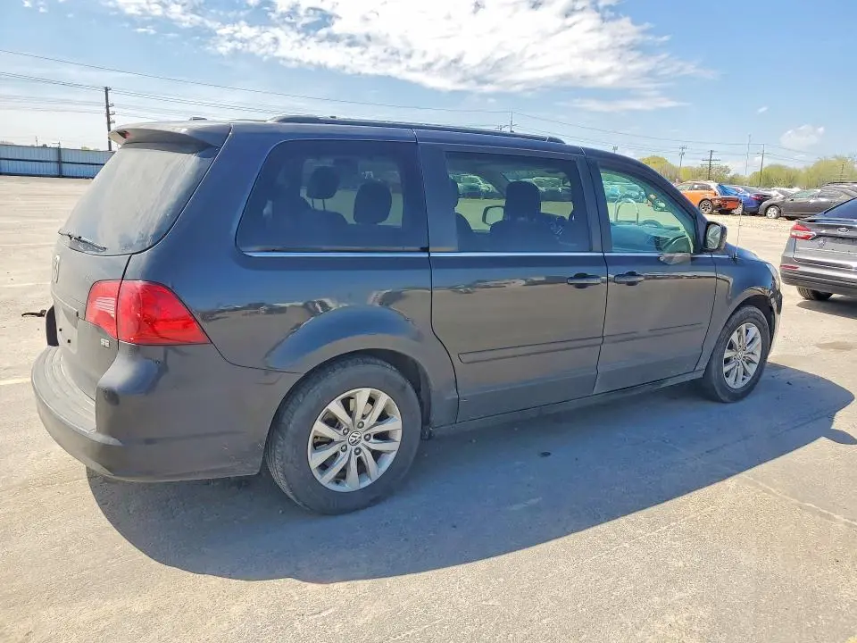 2012 VOLKSWAGEN ROUTAN   