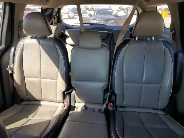 2016 KIA SEDONA LX  