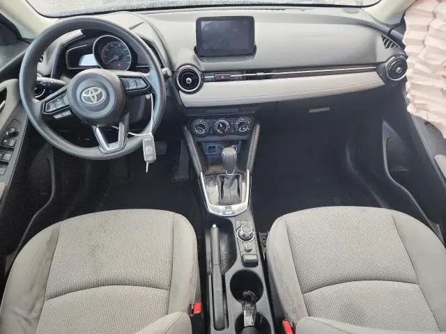 2020 TOYOTA YARIS LE  