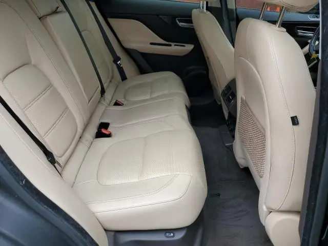 2017 JAGUAR F-PACE PRESTIGE  