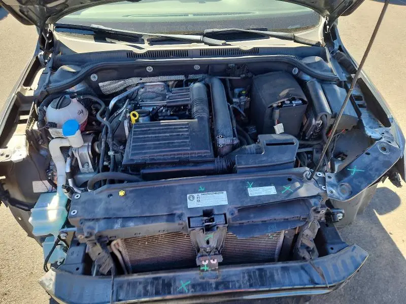 2017 VOLKSWAGEN JETTA SE  