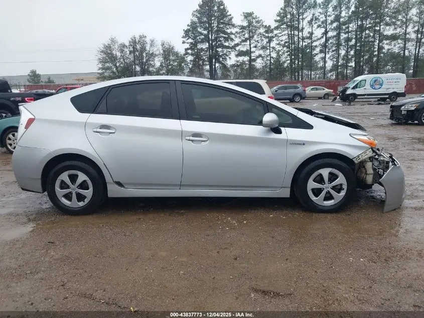 2015 TOYOTA PRIUS THREE