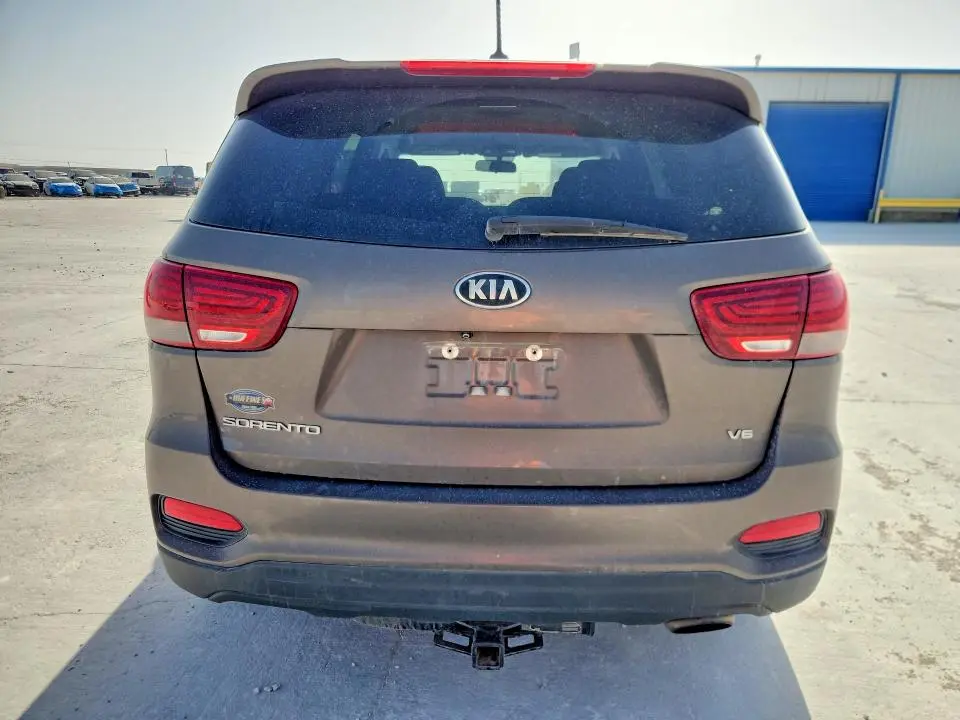 2019 KIA SORENTO LX V6  