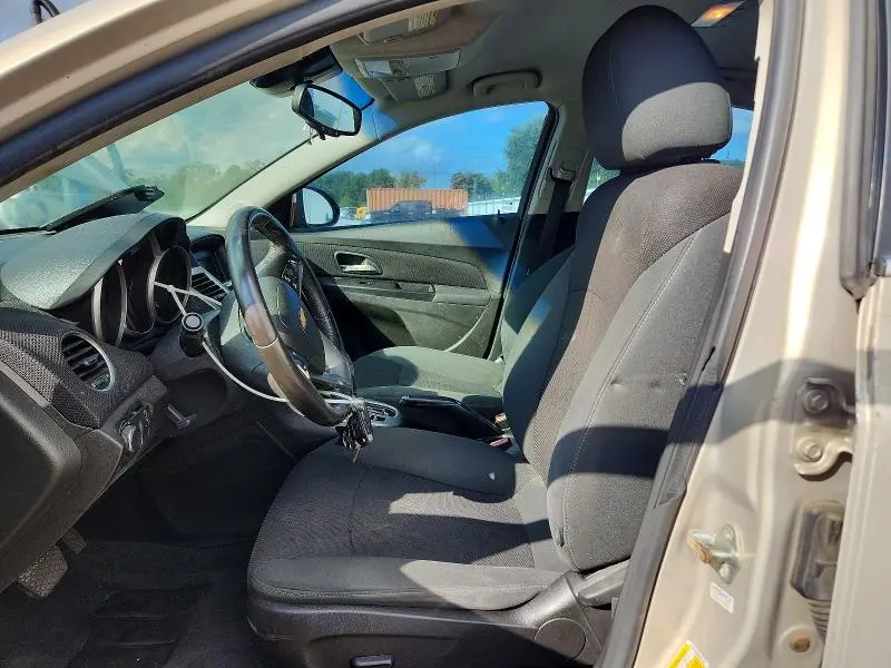 2011 CHEVROLET CRUZE LT  