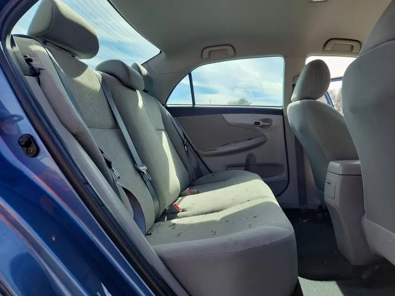 2013 TOYOTA COROLLA BASE  