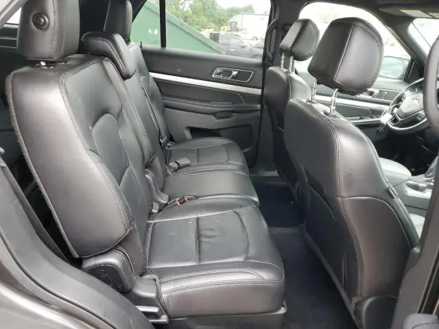 2017 FORD EXPLORER XLT  