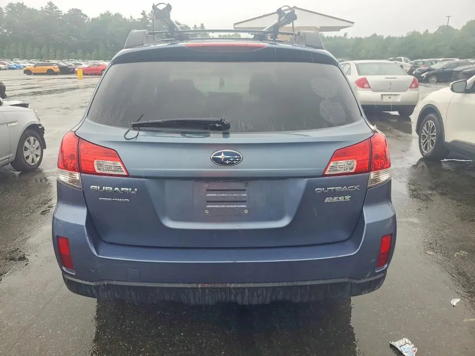 2013 SUBARU OUTBACK 2.5I PREMIUM  