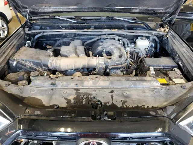 2018 TOYOTA 4RUNNER SR5/SR5 PREMIUM  