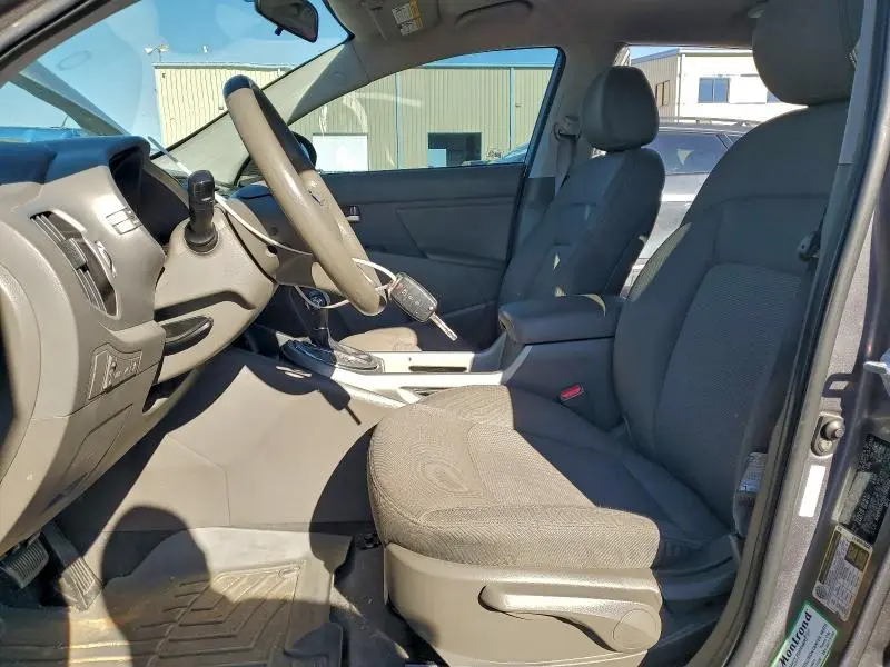 2016 KIA SPORTAGE LX  